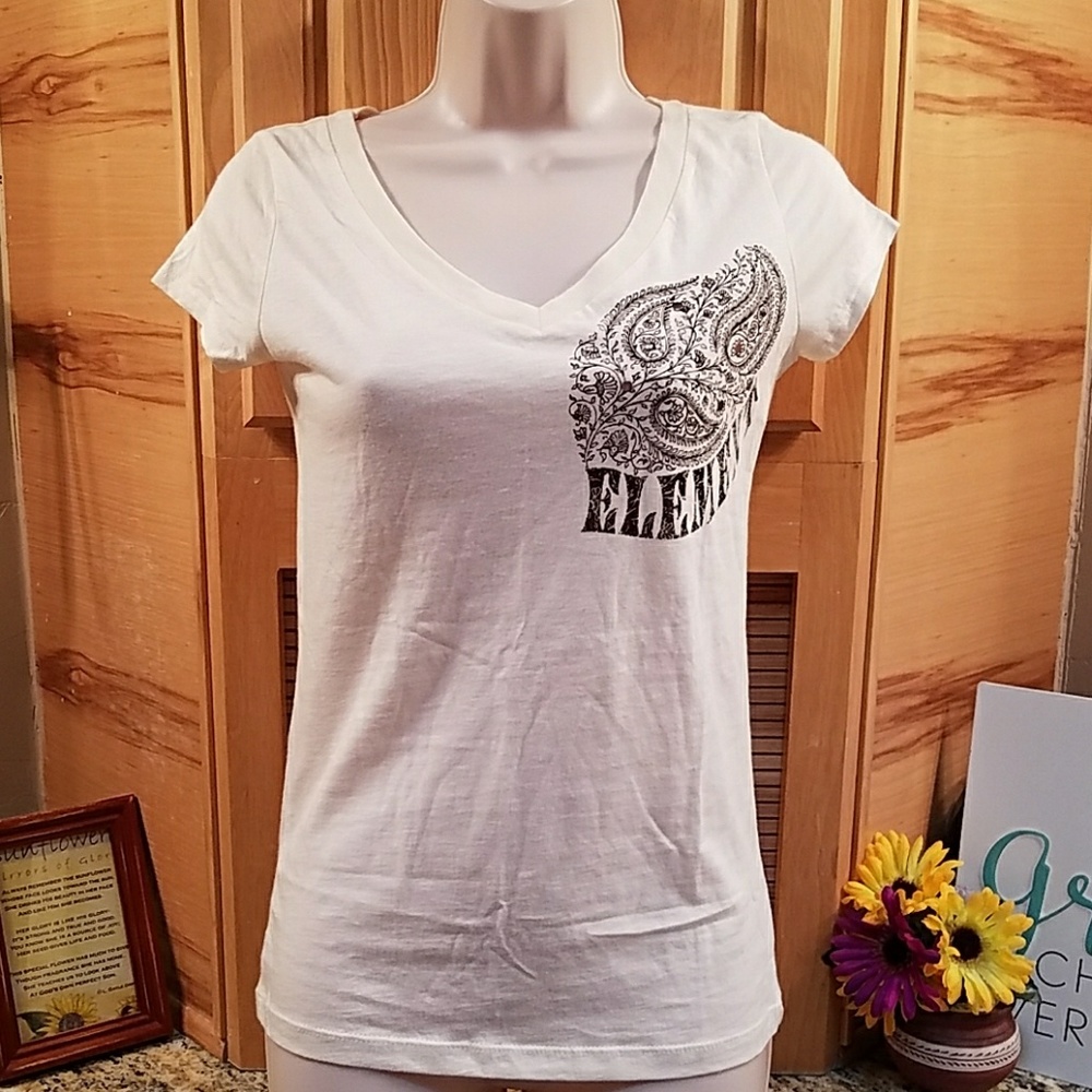 PacSun Element cream top studs paisley design medium (small) T-shirt NWT